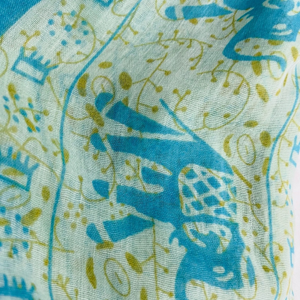Infinity loop scarf. Elephant Print - Picture 3 of 3